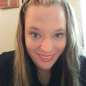 Meet your Posher, Kaitlyn